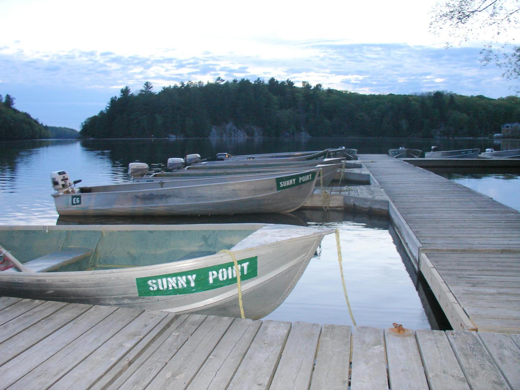 Sunny Point Resort Otter Lake Kültér fotó