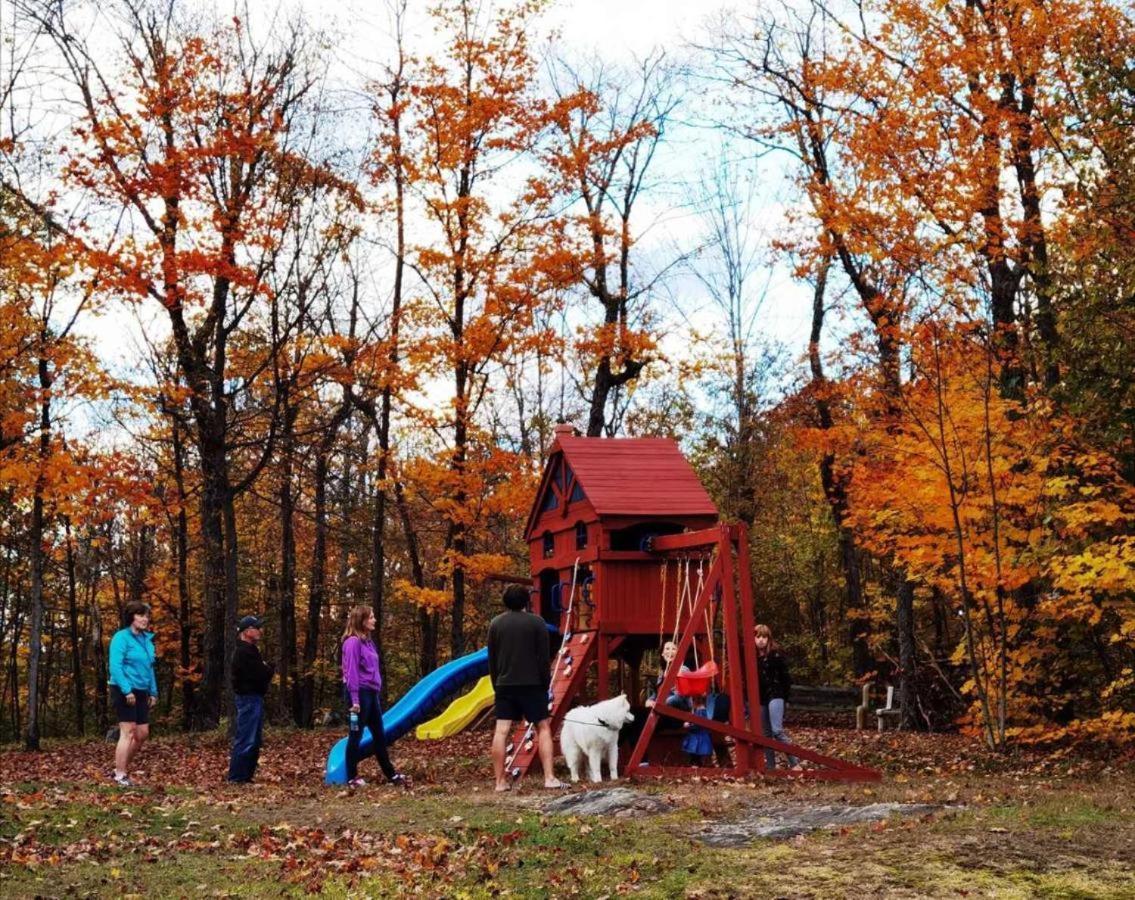 Sunny Point Resort Otter Lake Kültér fotó
