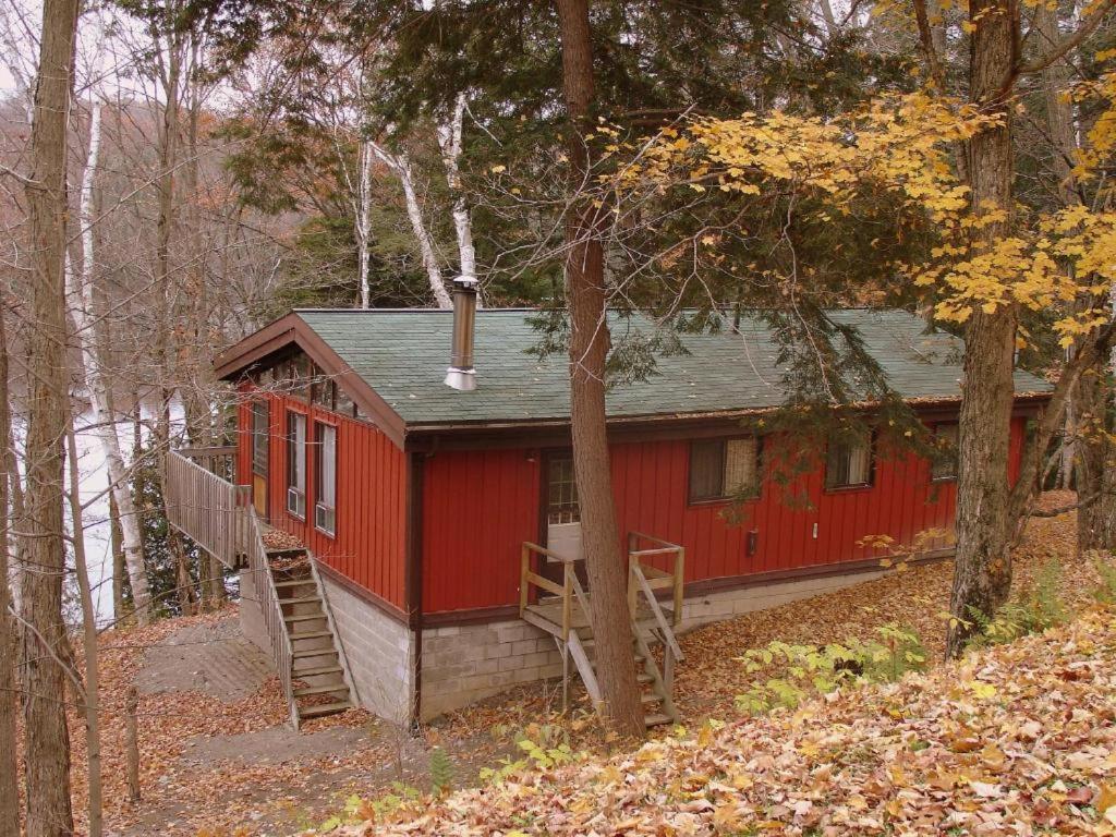 Sunny Point Resort Otter Lake Kültér fotó