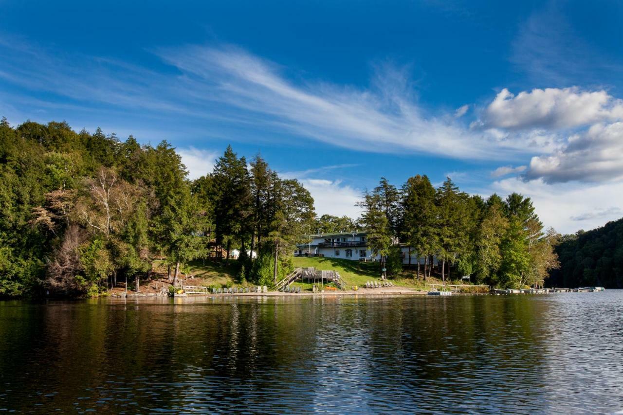 Sunny Point Resort Otter Lake Kültér fotó