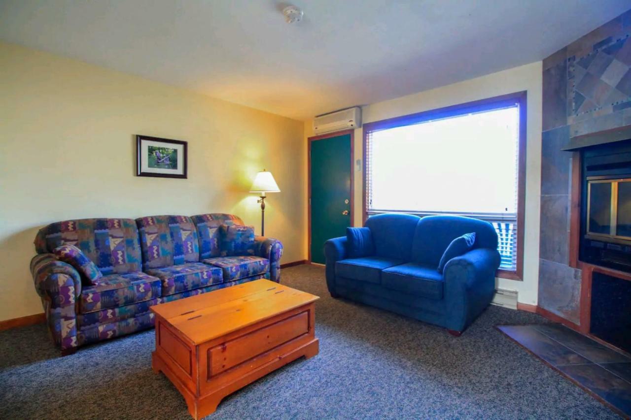 Sunny Point Resort Otter Lake Kültér fotó