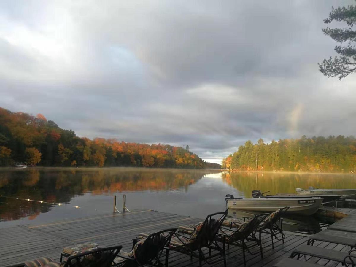 Sunny Point Resort Otter Lake Kültér fotó